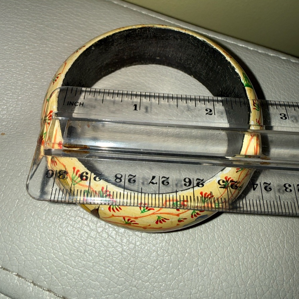 Hand-Painted Bangle Bracelet with Blue and Green Bird Motif - Picture 5 of 9